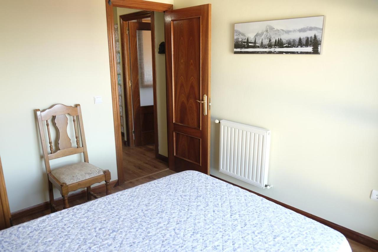 Apartamento Playa De La Atalaya Ribadesella Eksteriør billede