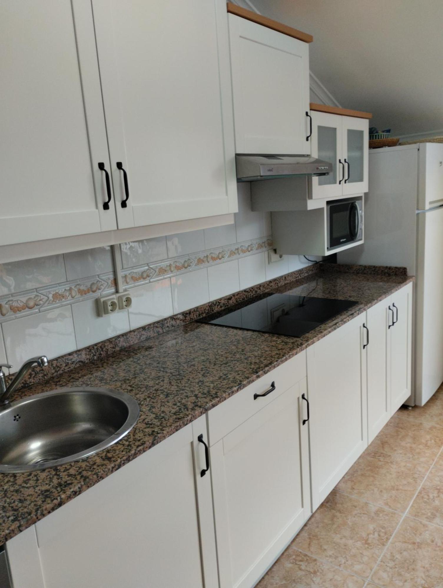 Apartamento Playa De La Atalaya Ribadesella Eksteriør billede